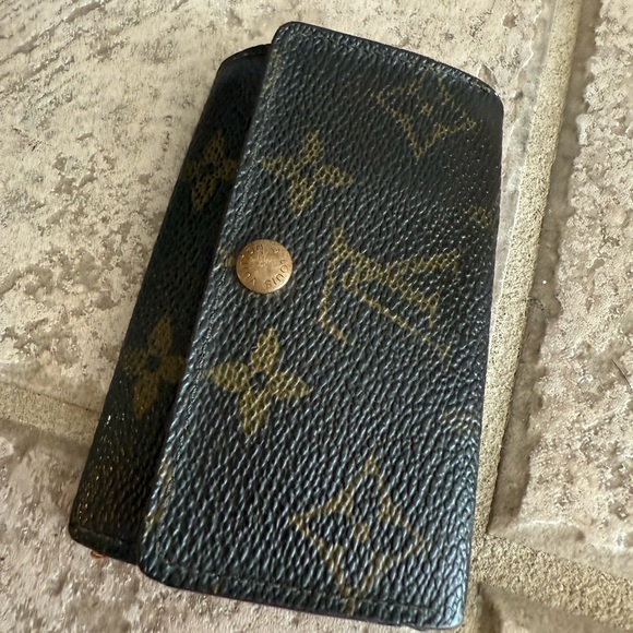 Louis Vuitton monogram vintage key holder draw code possible project piece - Picture 1 of 13